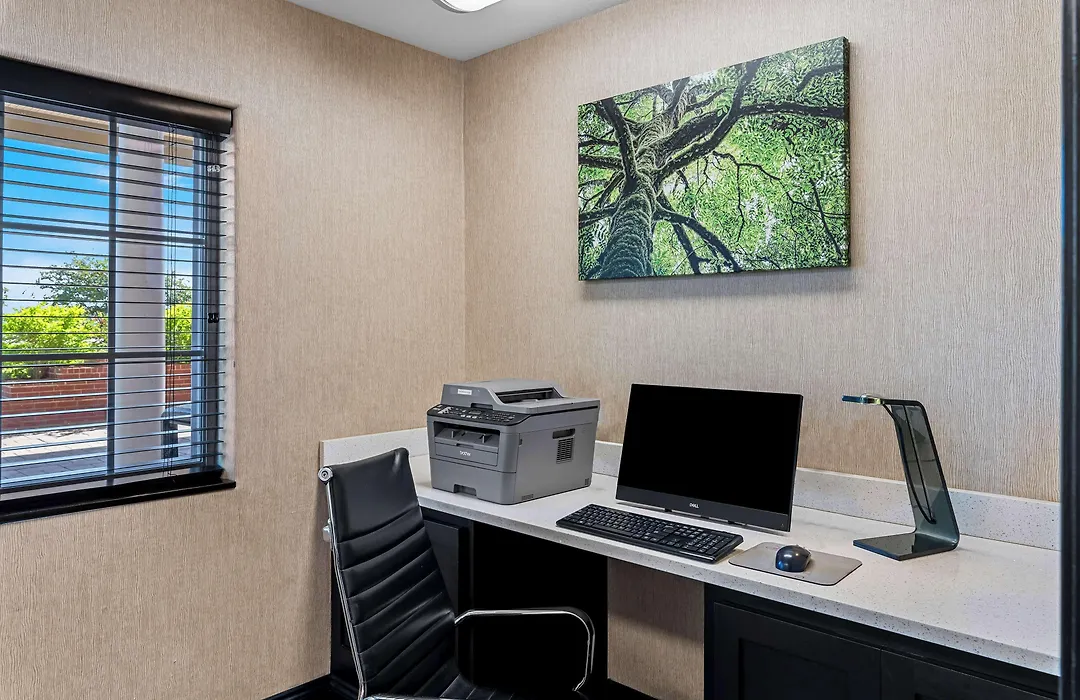 Best Western Presidential Hotel & Suites-1